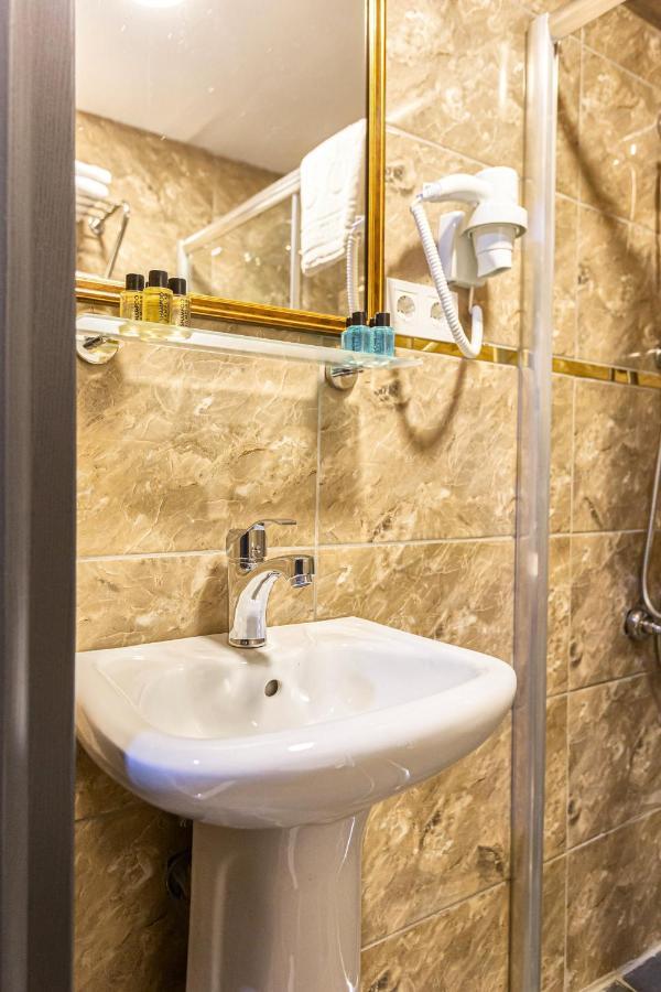 Ria Suites Boutique Hotel イスタンブール エクステリア 写真